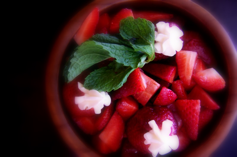 [Fresh+Approach+Blog+Marinated+Strawberries.jpg]