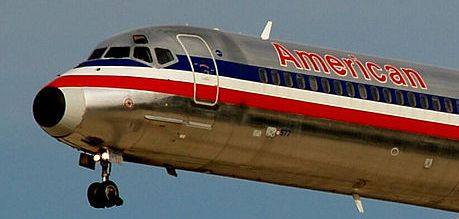 [800px-American_Airlines_MD-80_flight_577.jpg]