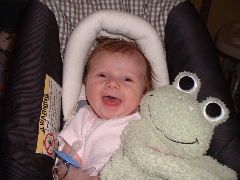 [Baby+and+frog+14.JPG]