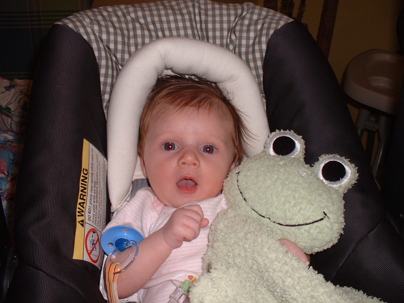 [Baby+and+frog+15.JPG]