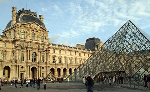 [Pictures_of_the_Louvre_in_Paris.jpg]