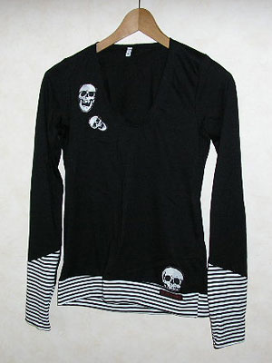 [skull+shirt.jpg]