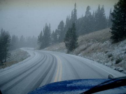 [driving-in-snow.jpg]