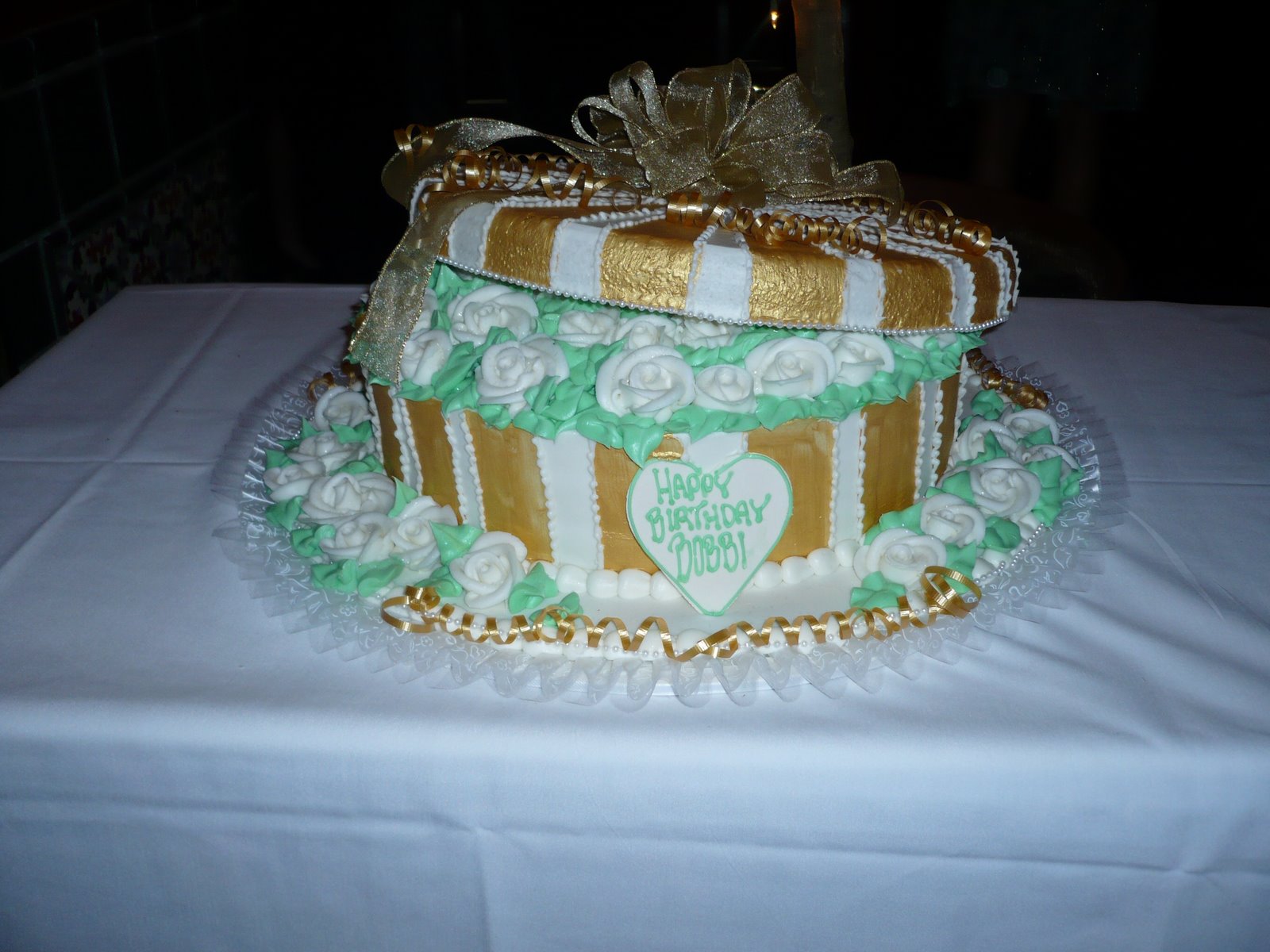 [Glo+Anka+cake.JPG]