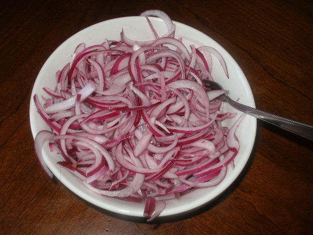 [purple+onions.JPG]