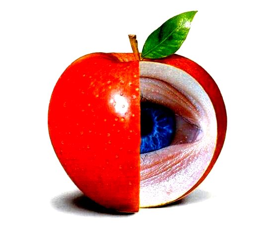 [manzana+ojo.jpg]