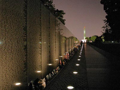 [Vietnam-memorial-wall.jpg]