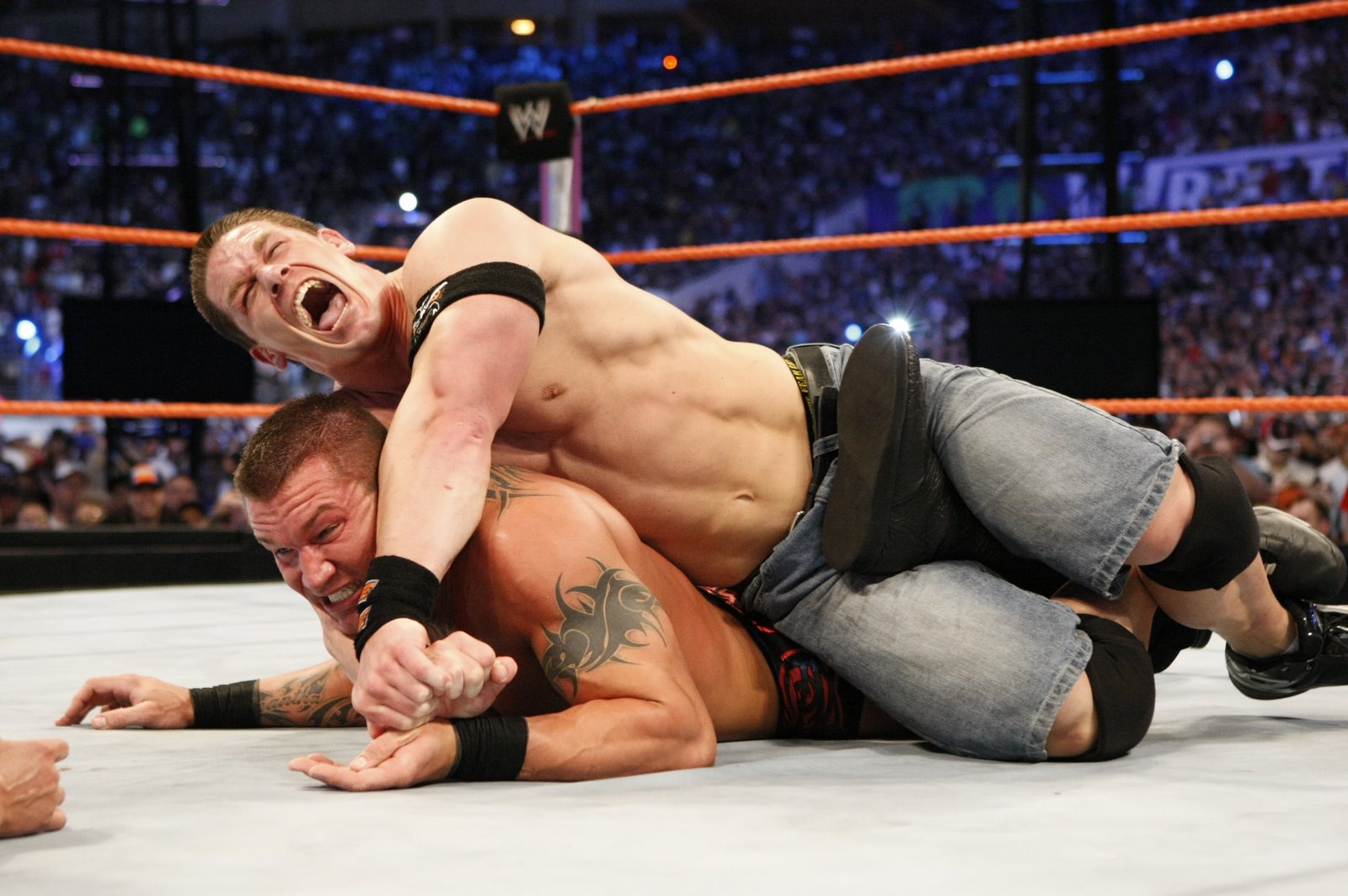 [John+Cena+vs+Randy+Orton.bmp]