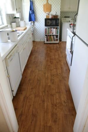 [new+kitchen+floor+2.jpg]