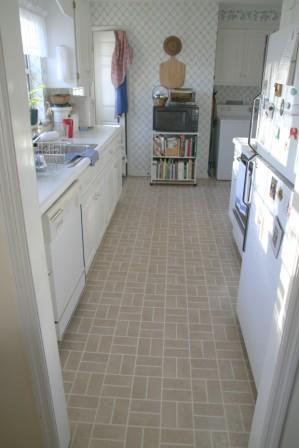 [old+kitchen+floor+2.jpg]