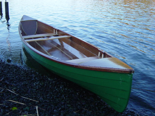 [Canoe+finished+on+river2.jpg]