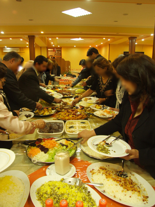 [dinner_party_Iran-small.jpg]