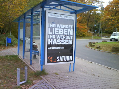 Saturn+Teaser+Lieben+Hassen.JPG