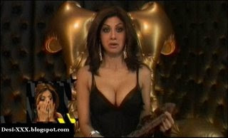 Shilpa Shetty Hottest Booob show in Big Brother 1