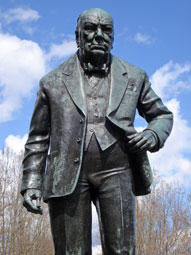 Winston Churchill statue, Woodford Green