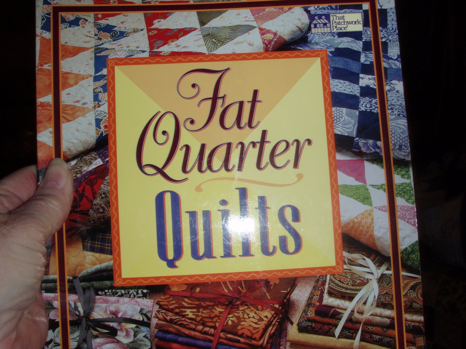[Fat+Quarter+Quilts+book.JPG]