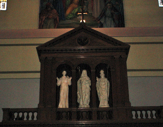 [St__Clare_Church_Pictures_008_edited.jpg]