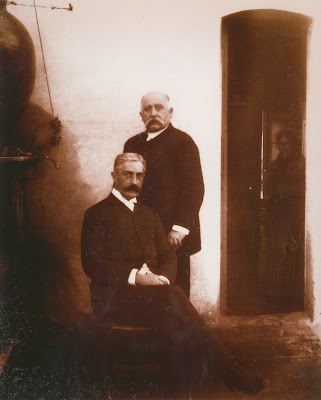 Verga(seduto) e Luigi Capuana
