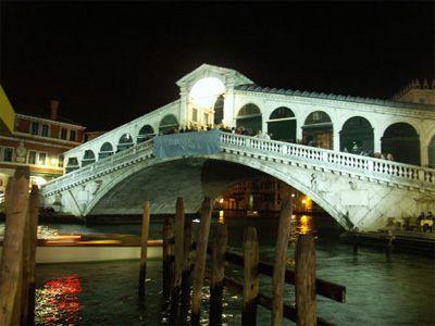 [ponte-rialto-venezia.jpg]