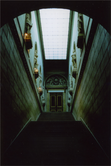 [Eut_20071126_Versailles_chateau_escalier_verriere.jpg]