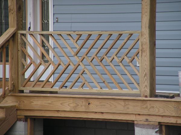 [Picture+125resizedfrontporch.jpg]
