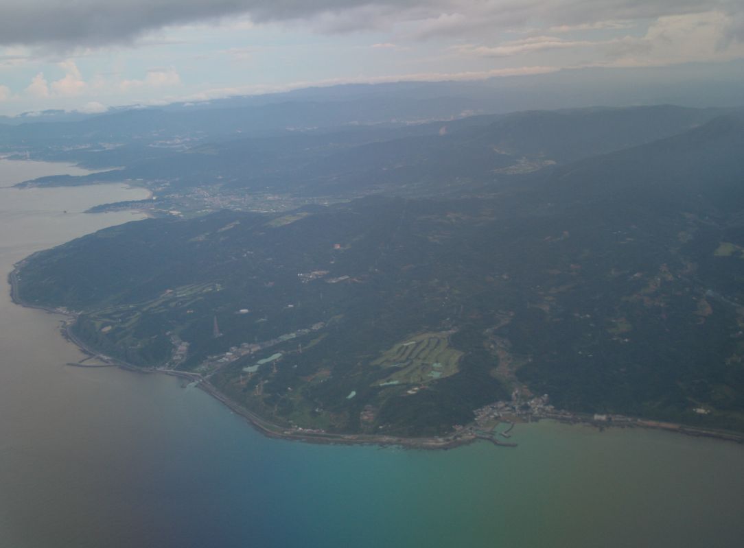 [View+from+plane,+cropped.jpg]