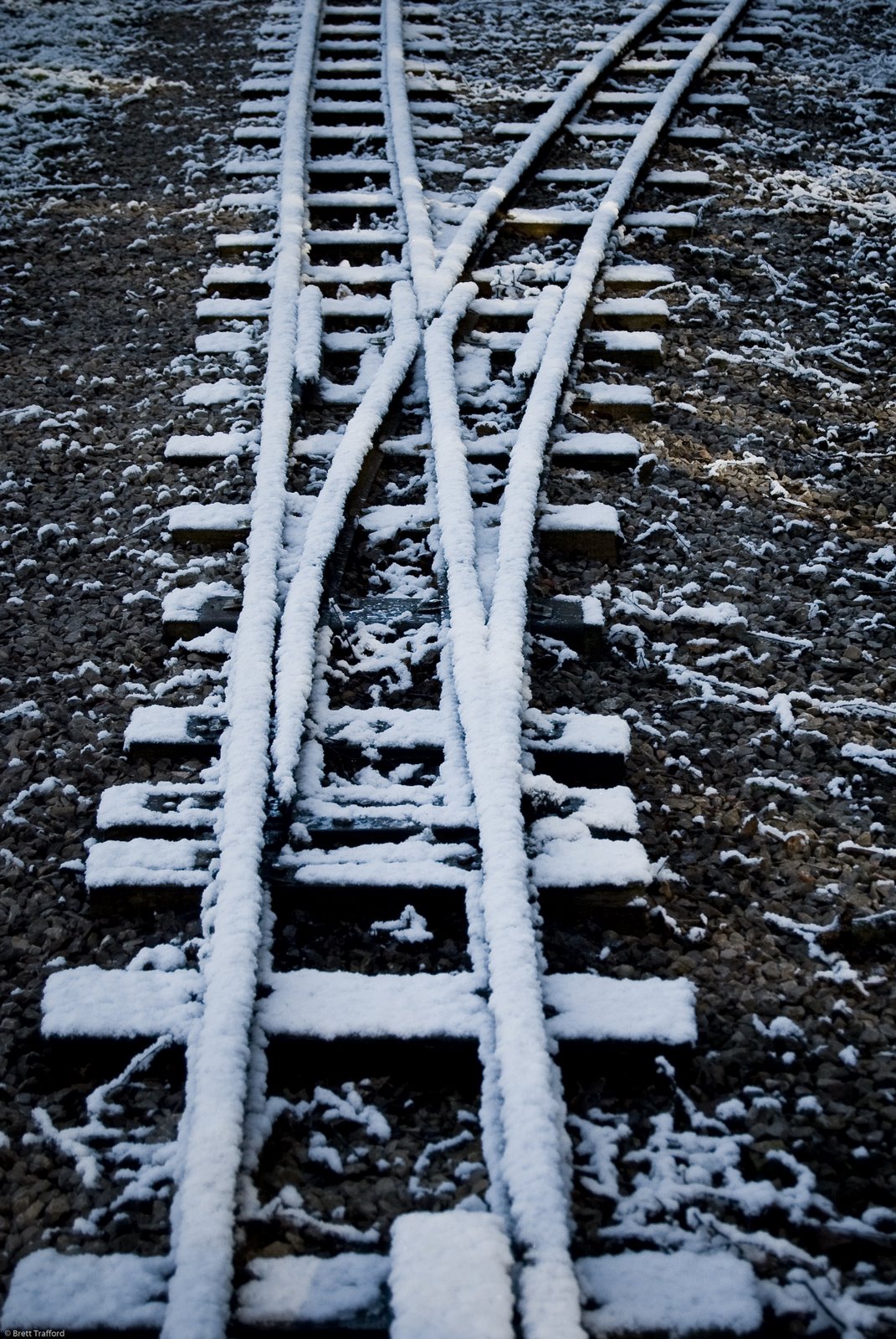 [Snow_on_tracks.jpg]