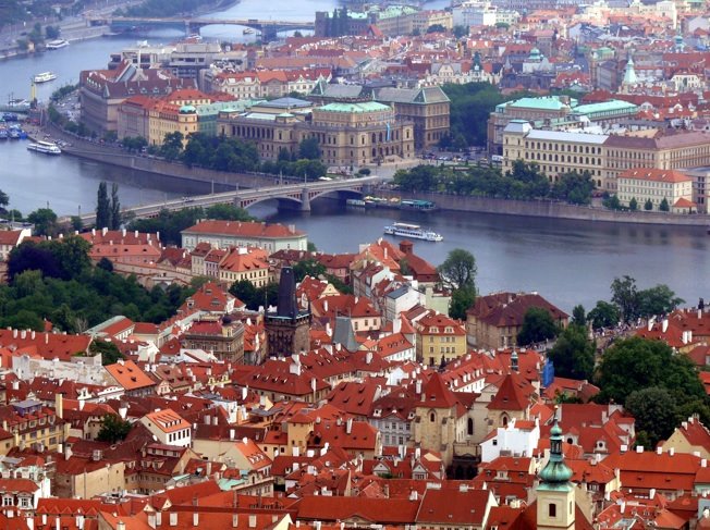 [Prague_city.jpg]