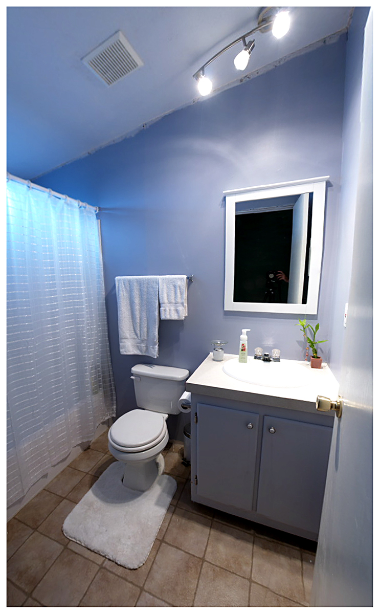 [Bathroom_Panorama1.jpg]
