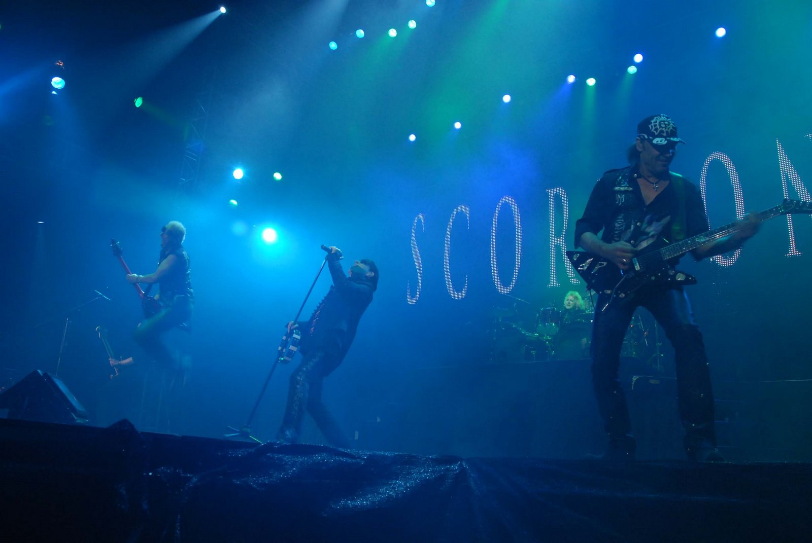 [Scorpions05.jpg]