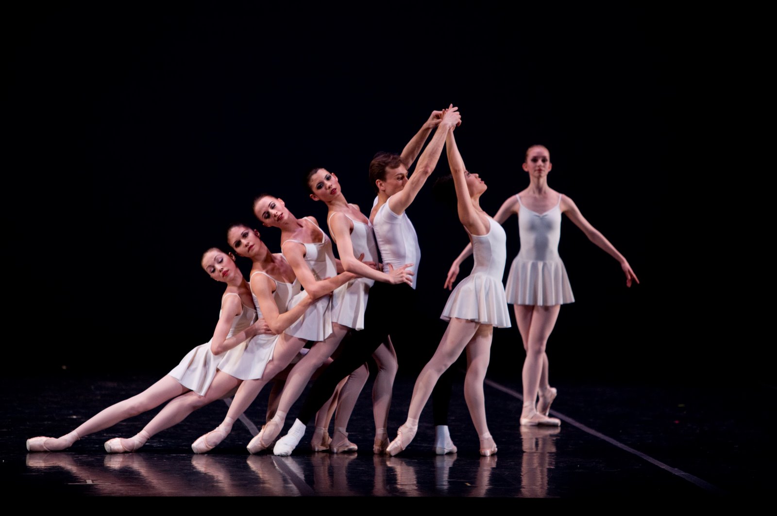[Boston+Ballet+in+Concerto+Barocco+-+Copyright+New+York+City+Ballet+by+Rosalie+O'Connor.JPG]
