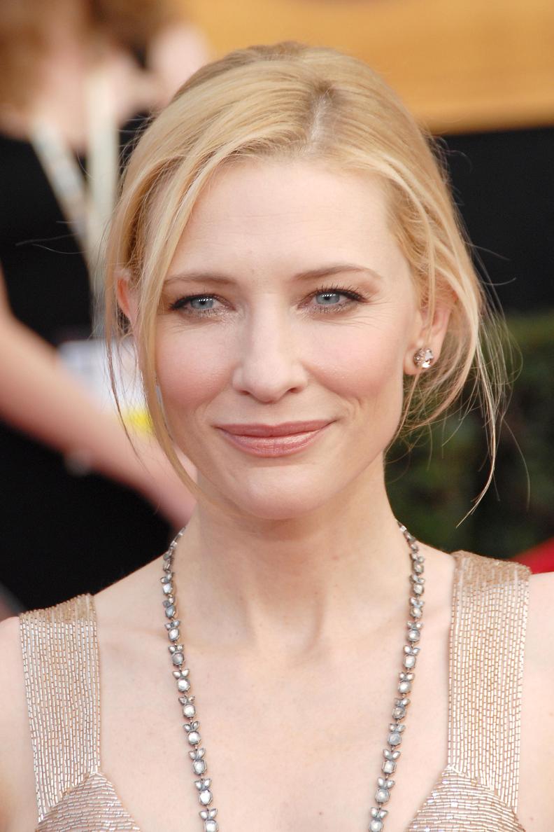 [celeb-city_eu_Cate_Blanchett_@_13th_Annual_Screen_Actors_Guild_Awards_Arrivals_03.JPG]