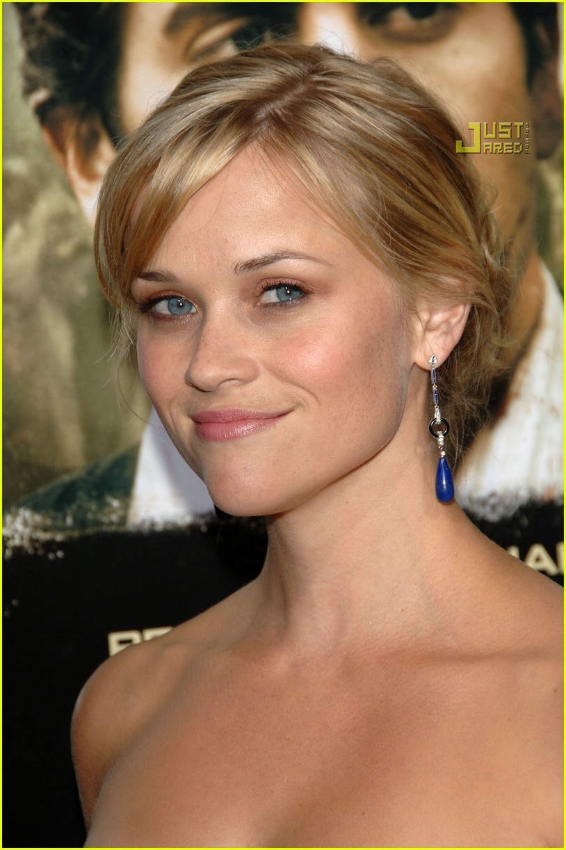 [reese-witherspoon-rendition-premiere-30.jpg]