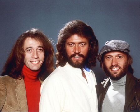 [bee-gees-the-photo-xl-the-bee-gees-6234099.jpg]