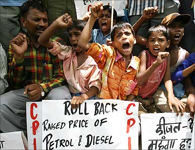 [Petrol+Price+Protest.jpg]