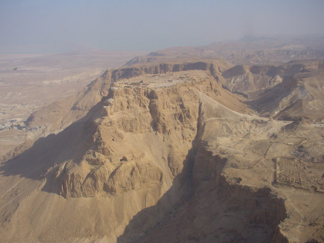 [Vista_general_de_Masada.jpg]