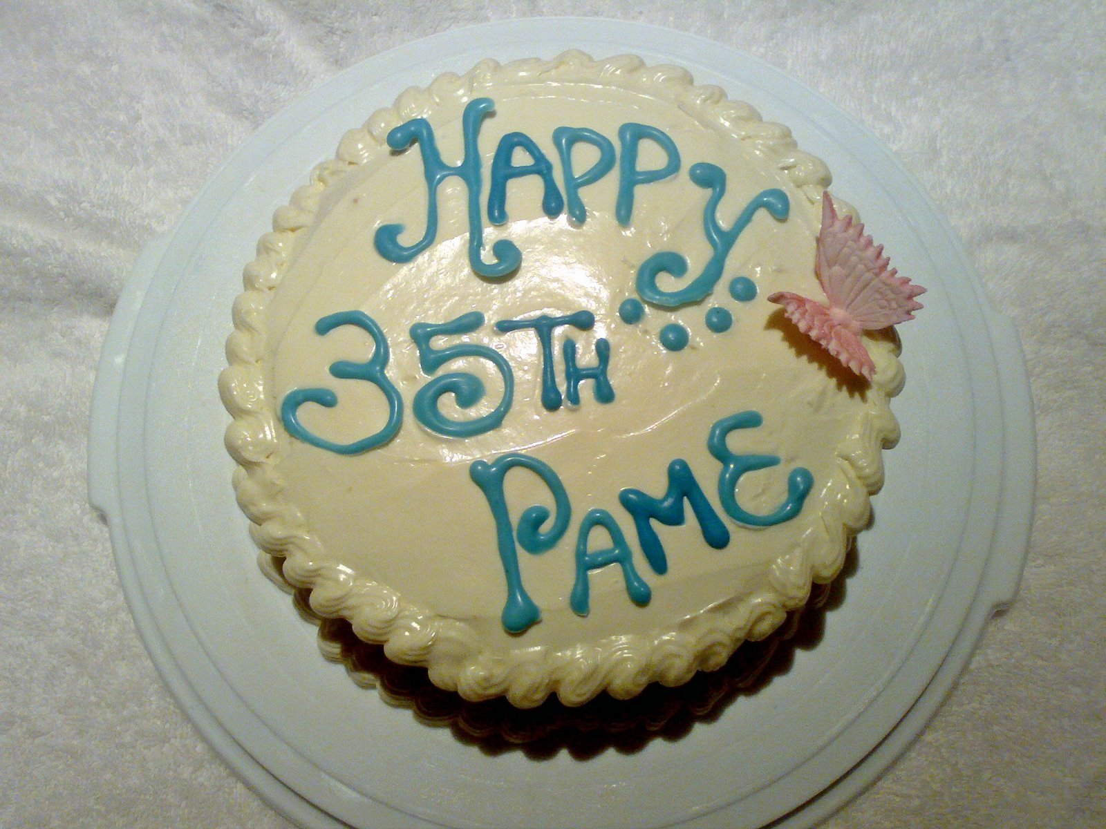 [Pam's+Birthday+Cake+1001_edited.jpg]