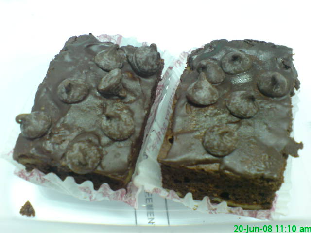 [brownies+by+my+bud.jpg]