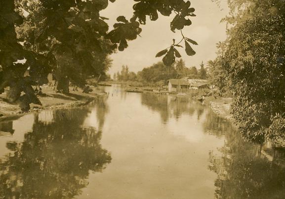 [05-creek-from-obalende-bridge-ikoyi-1951.jpg]
