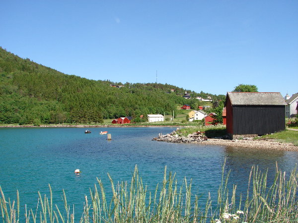 [Fjord2.JPG]