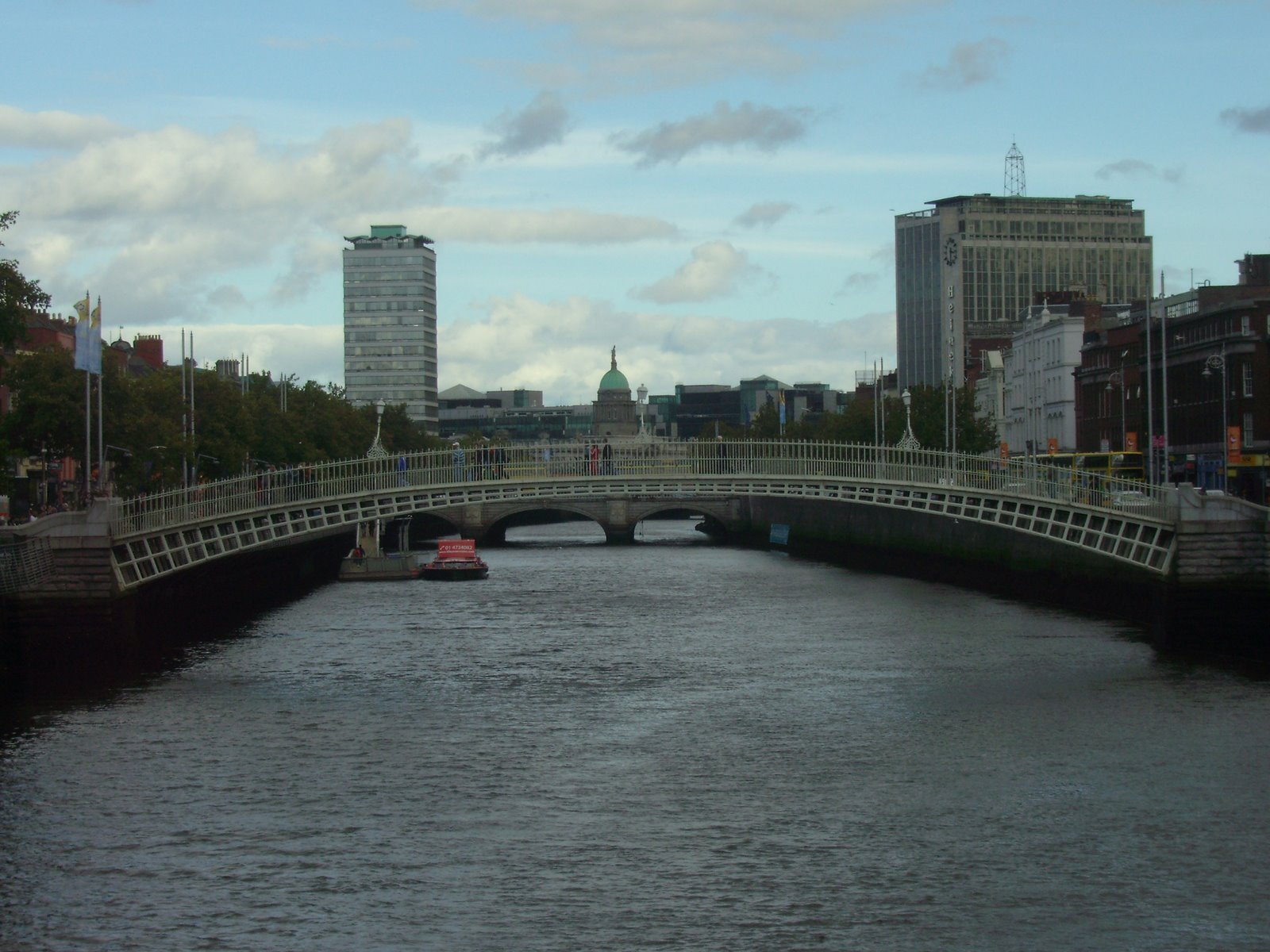 [Dublin,+26.09.2007+011.jpg]