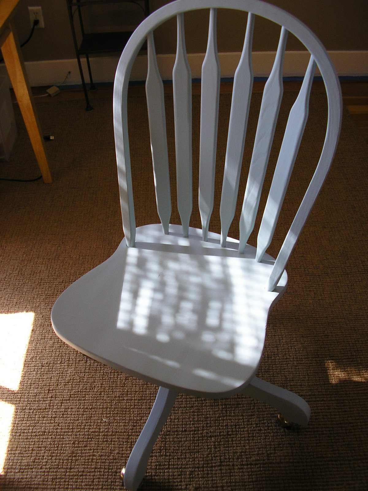[painted+desk+chair+1.jpg]