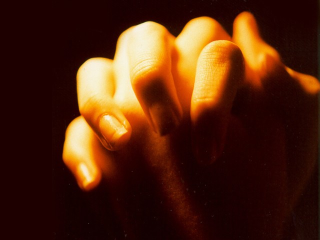 [hands folded in prayer-799927.jpg]