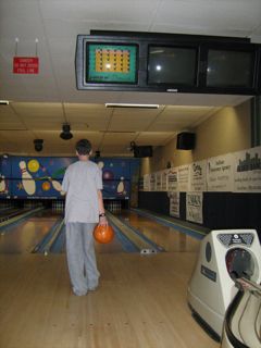 [bowling+for+his+birthday.jpg]
