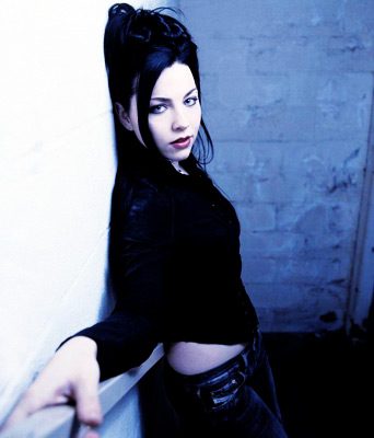 [Evanescence.jpg]