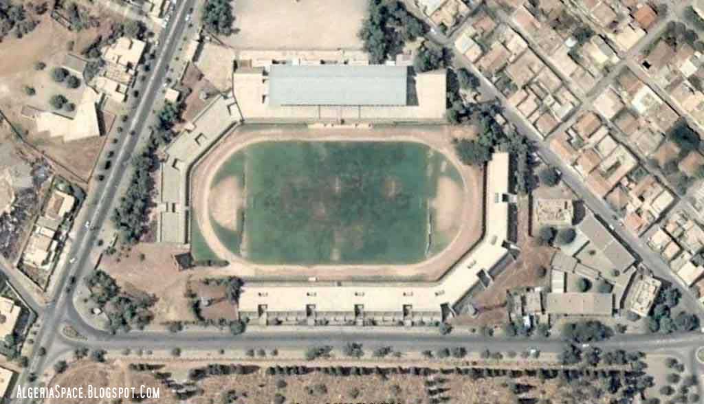 Tlemcen ( Algerie ) - Stade de football.