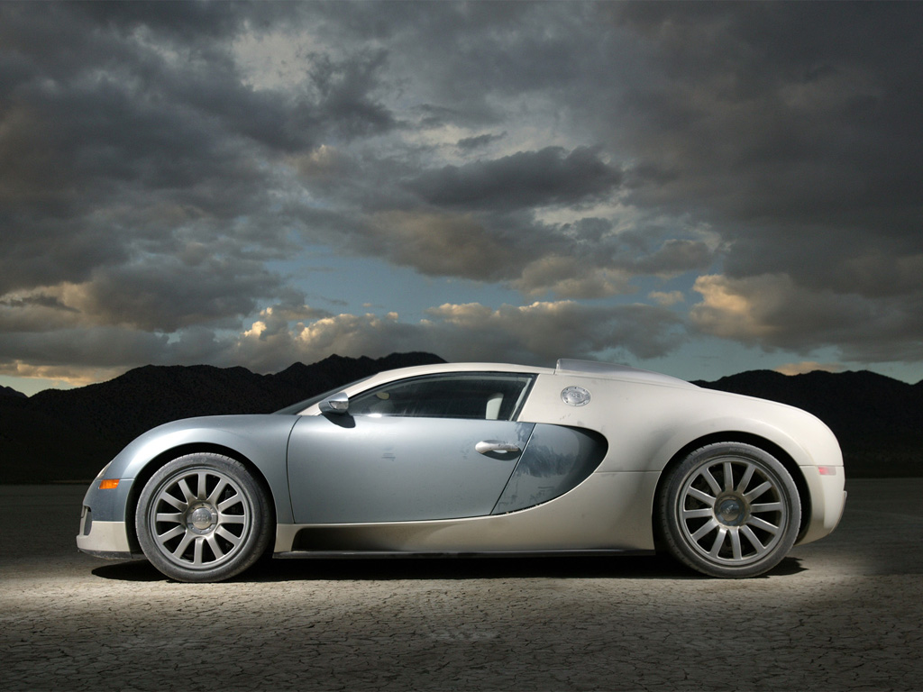 [2006_Bugatti_164Veyron2.jpg]