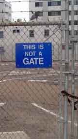 [gate.jpg]