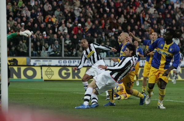 [Parma+-+Juventus+2-2+(8).JPG]
