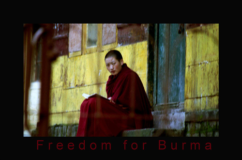 [freedom+for+burma+black+poster+eniko.jpg]